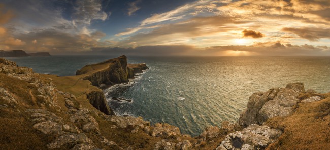 Neist Point Lighthouse - Skotsko